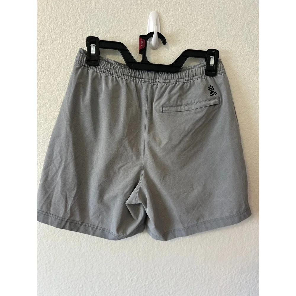Chubbies Mens Everywear Shorts Grey 5.5 Inch Inseam Size Small Elastic‎ Waist